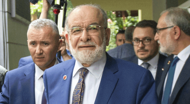 Karamollaoğlu, Cumhurbaşkanı adaylığı başvurusu yaptı