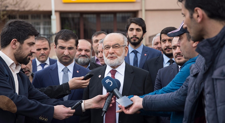 Karamollaoğlu'ndan flaş referandum açıklaması