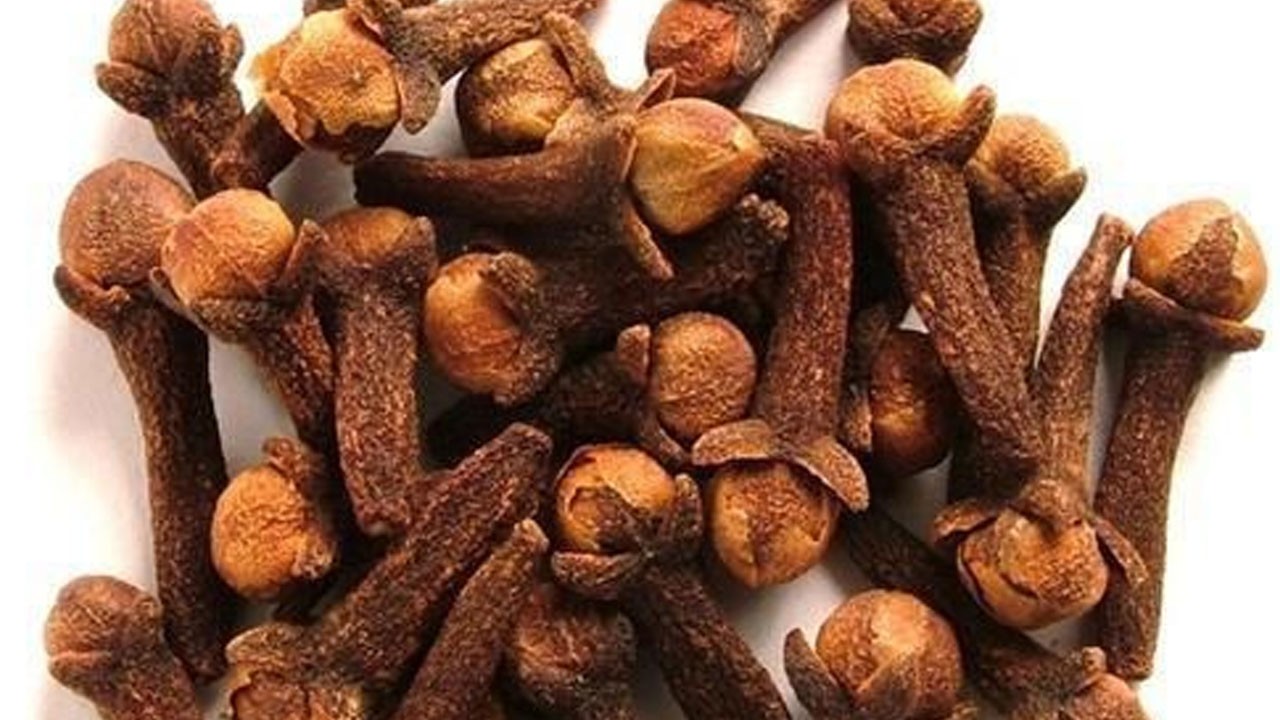 Karanfilin 6 yararı şifa olacak! Üç gramı geçerse tehlike başlıyor
