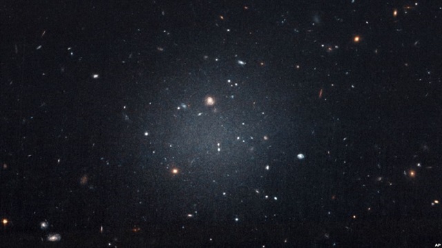 Karanlık maddenin bulunmadığı galaksi keşfedildi