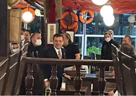 Karanlık Oda İmamoğlu’nun tarzına alışmış! İmamoğlu’nun tatillerini görmeyen Oda TV bakın neyi gördü?