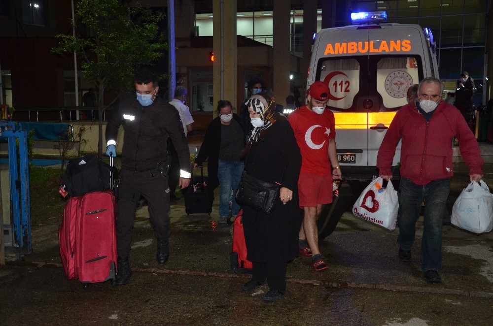 Karantina yurtlarından vatandaşların tahliyeleri sürüyor 