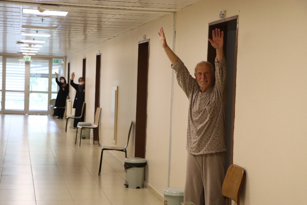 Karantinadaki gurbetçilerden duygulu teşekkür 