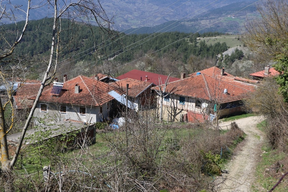 Karantinaya alınan iki köyde sessizlik hakim 