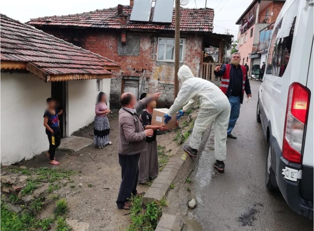 Karantinaya alınanlara gıda yardımı yapıldı 