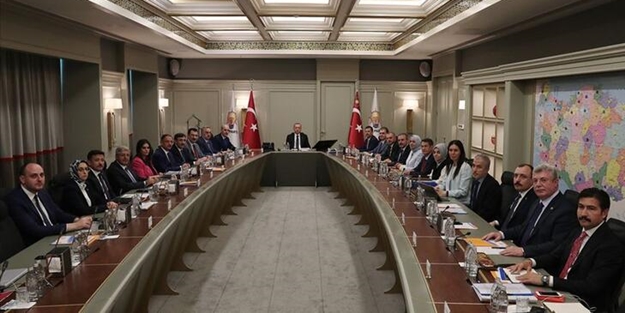 Karar verildi! BakanlÄ±k sayÄ±sÄ± artmayacak