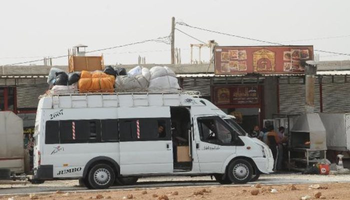 Kararı duyan kamptan ayrıldı! Binlerce Suriyeli yola çıktı