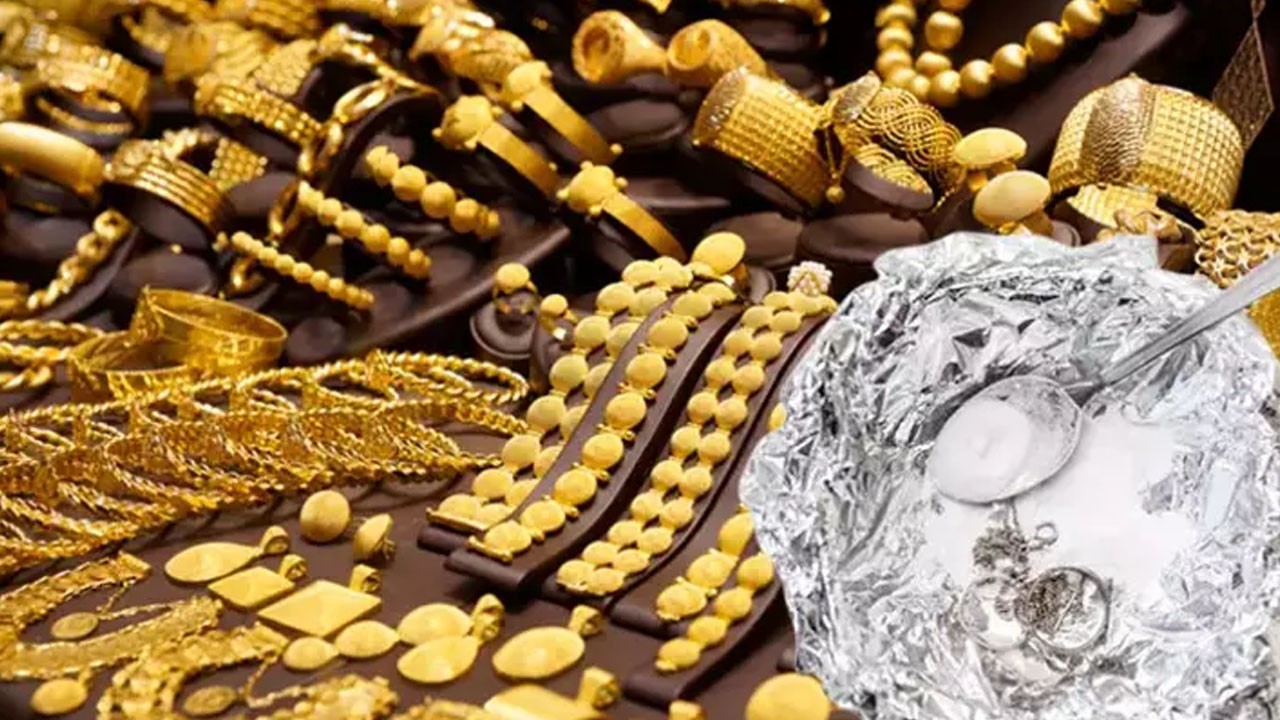 5 dakikada etki edip yeni almış gibi ışıldatıyor! Kararmış takıları anında parıl parıl parlatıyor!