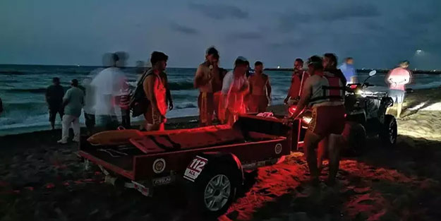 Karasu'da dalgalara kapılan 2 kişinin cansız bedenine ulaşıldı