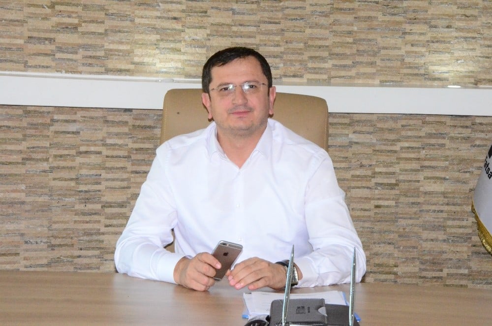 Karataş: “Çok daha fazla ülkeye fındık ihracatı yapmalıyız” 