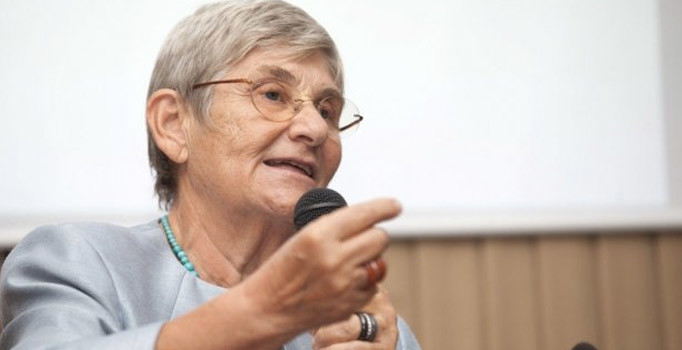 Karatay: En kötü ekmek Türkiye'de üretiliyor