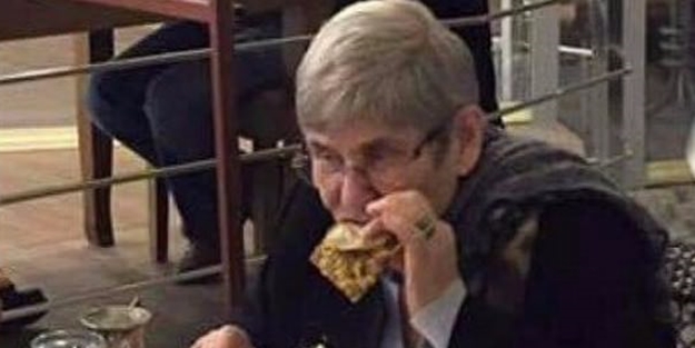 Karatay o fotoğrafına cevap verdi!