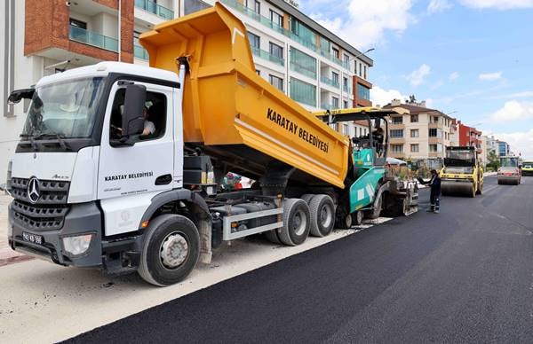 Karatay'da yeni asfalt sezonuyla birlikte ulaşım yatırımlarına hız verildi