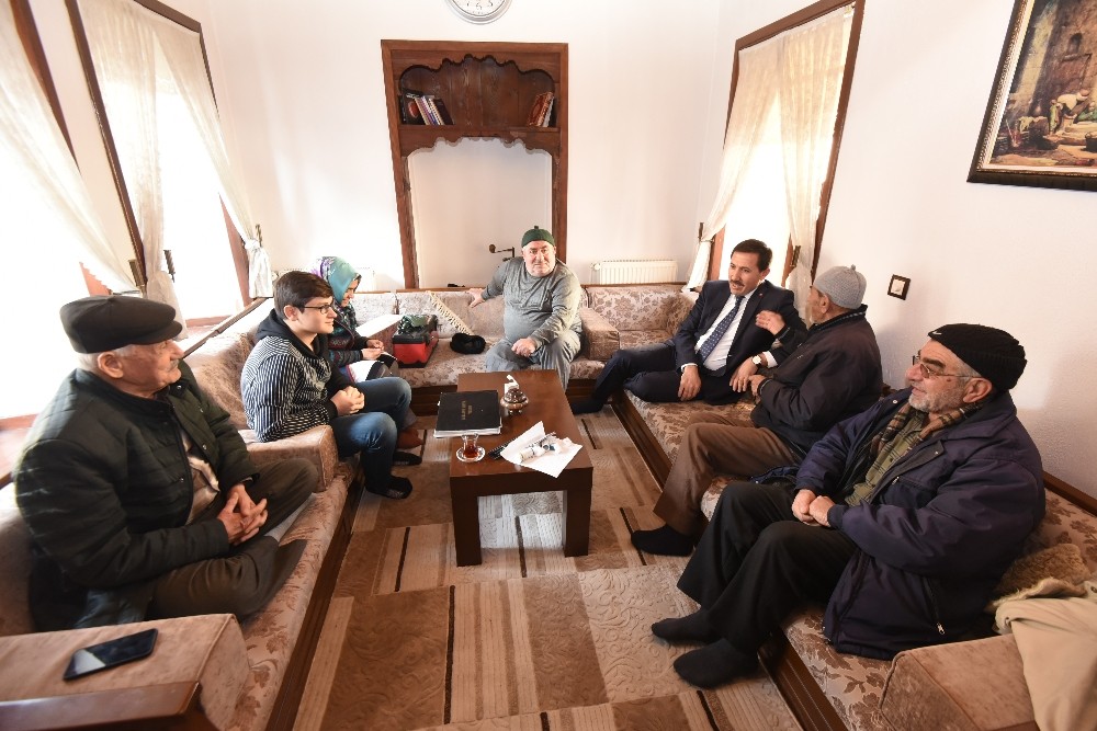 Karataylı emekliler “Konaklarda” sosyalleşiyor 