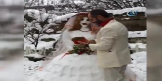 Kardan gelinle evlendi! Üstüne... (VİDEO)