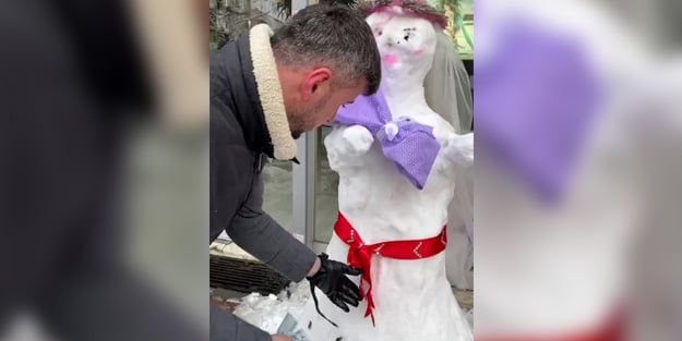 Kardan gelin yaptı gelen geçen para taktı