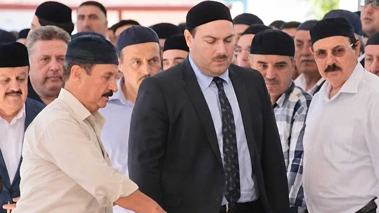Kardeş Hilmi Tuna Kuriş'in adresleri cephanelik gibi