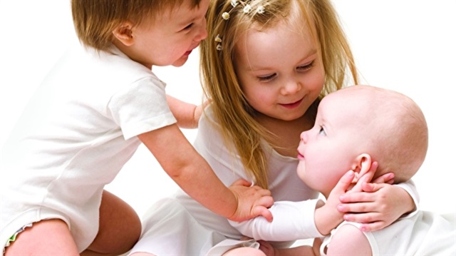Kardeş kıskançlığına dikkat