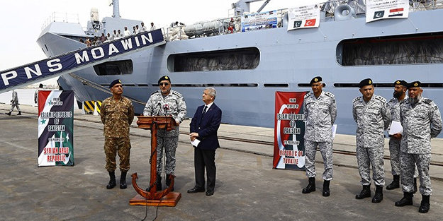 Kardeş ülke yardıma devam ediyor... Pakistan'dan Türkiye'ye 3. yardım gemisi yola çıktı
