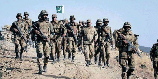 Kardeş ülkeden acı haber! Pakistan ordusunu vurdular, çok sayıda ölü ve yaralı var