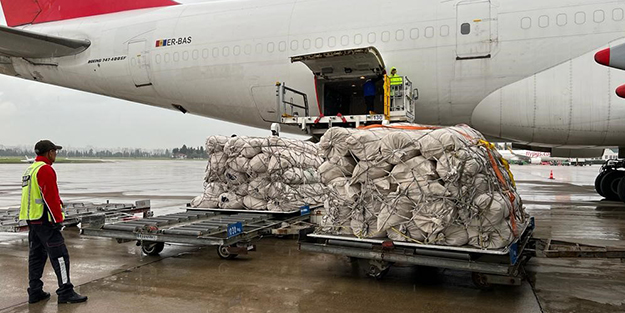 Kardeş ülkenin depremzedelere yardımı sürüyor