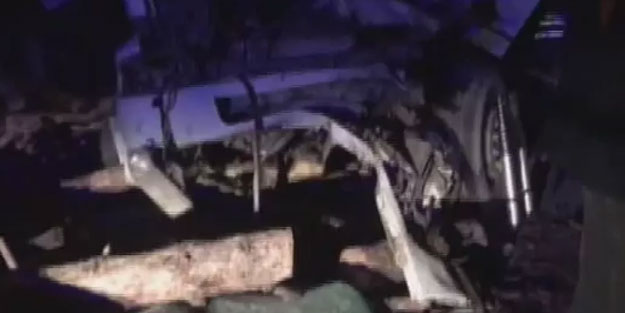 Kardeşlerin kullandığı kamyonlar çarpıştı