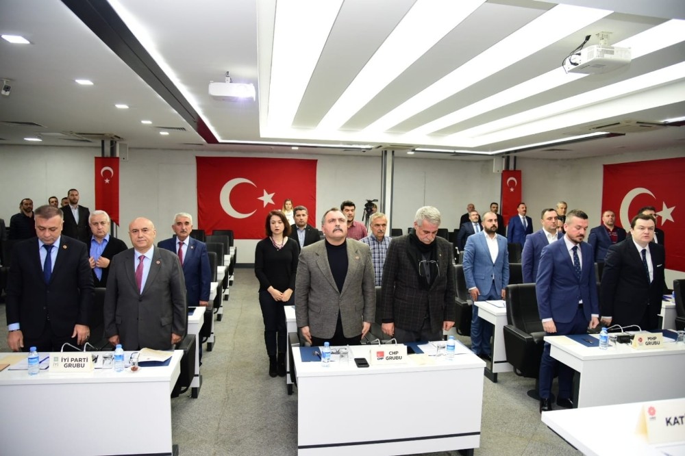 Karesi Belediye Meclisi şehitleri andı 