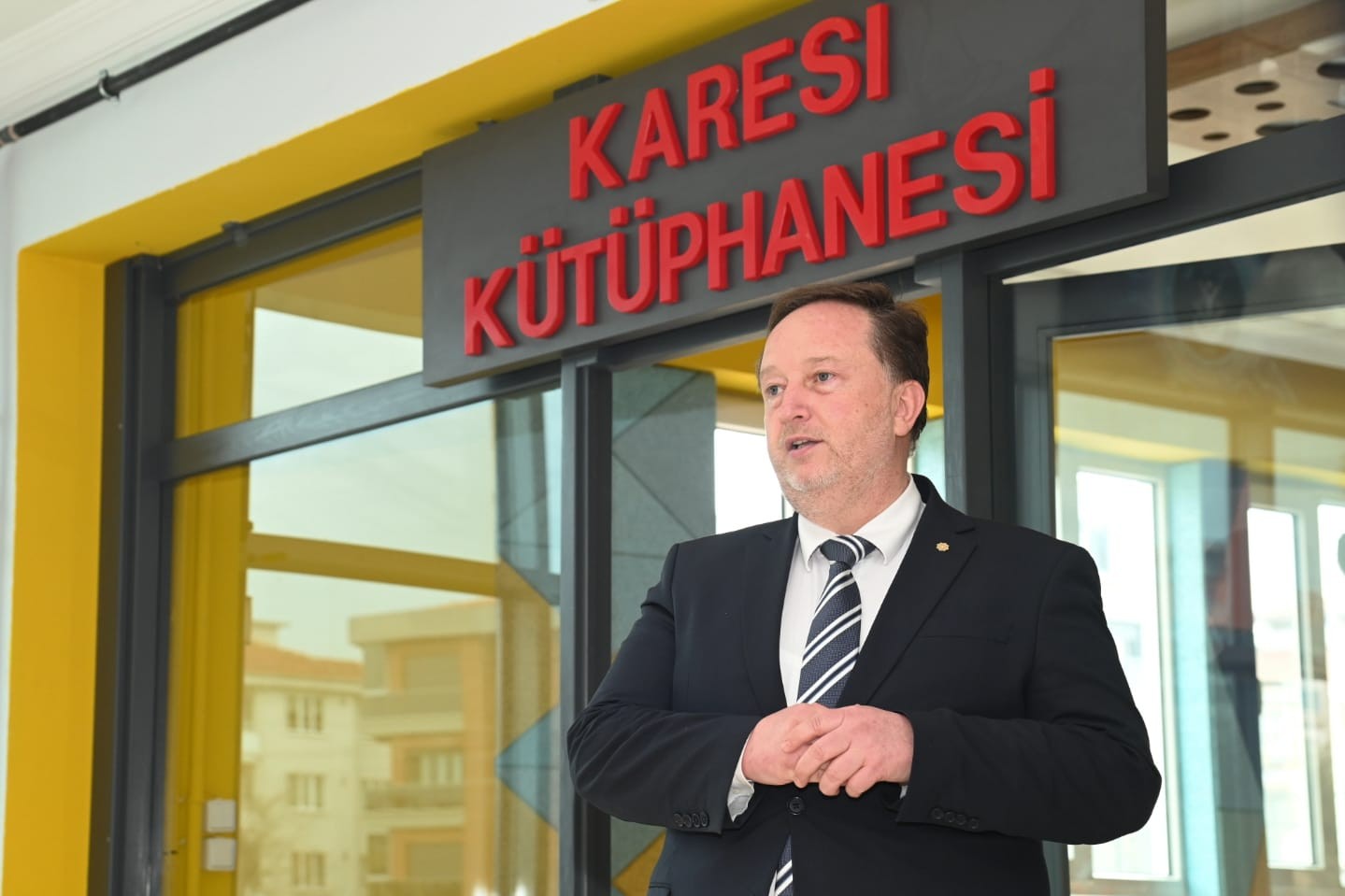 Karesi Belediyesi'nden BİLSEM’e kütüphane