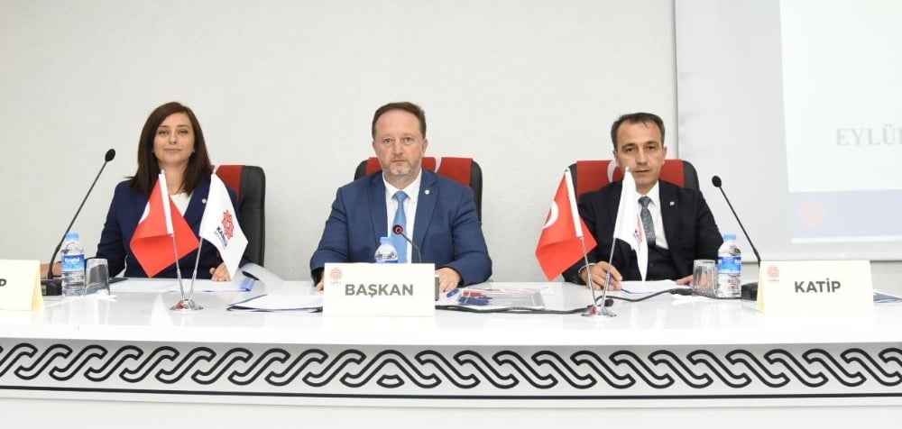 Karesi Meclisi’nde Zafer ve Kurtuluş coşkusu 