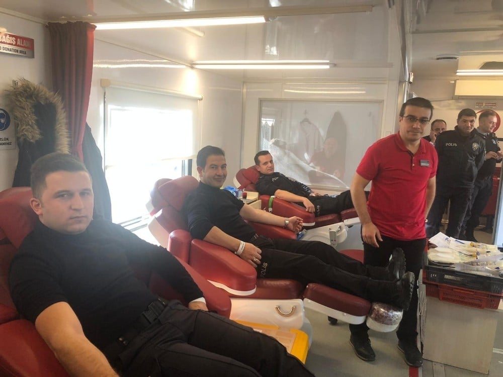 Kargı Polis’inden kan bağışına destek 