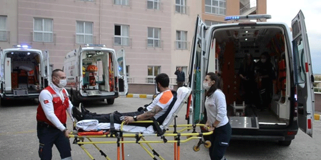 Kargo paketinden adeta kabus çıktı! Yaralılar var