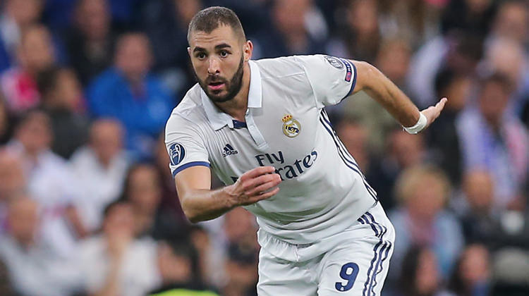 Karim Benzema, Real Madrid ile nikah tazeledi
