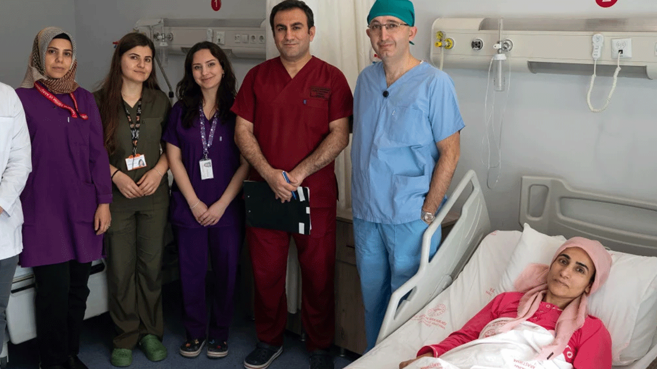 Karın ağrısıyla doktora gitti: Bakın ne çıktı!