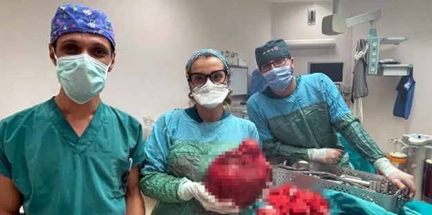 Karın ağrısıyla doktora gitti, gözlerine inanamadı!