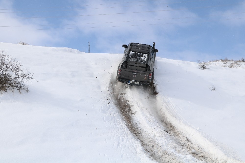 Karın tadını Off-road yaparak çıkardılar 