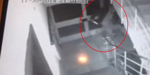 Karısını defalarca böyle bıçakladı!/ VİDEO