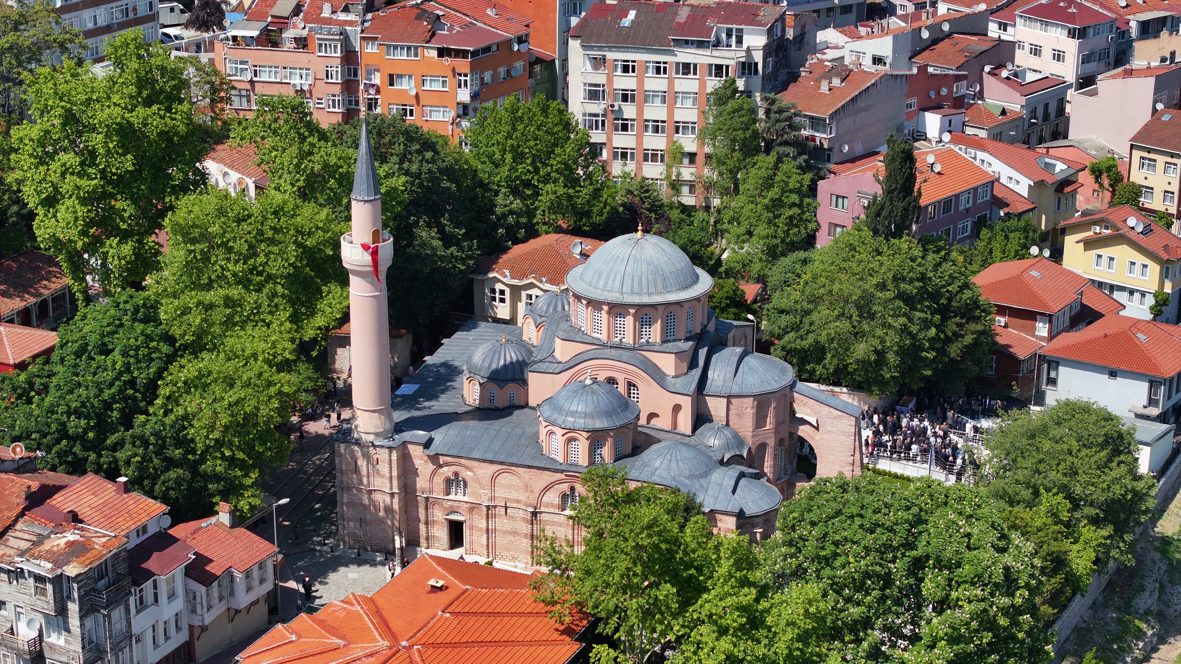 Kariye Camii neden “durup dururken” ibadete açıldı?