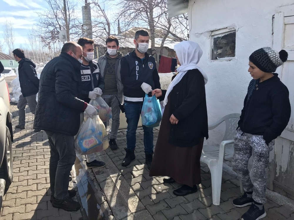 Karlıova’da “Vefa Sosyal Destek Grubu