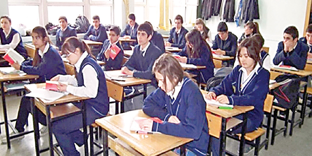 Karma eğitim başarısız