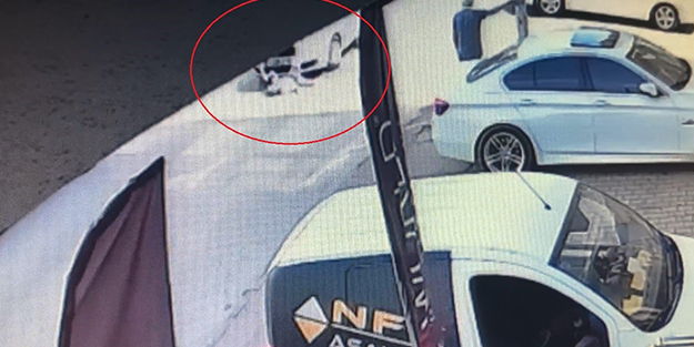 Karne heyecanı yaşayan 8 yaşındaki çocuk otomobilin altında can verdi!