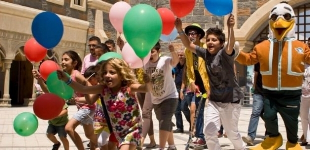 Karnesini getireni Vialand'da sürpriz bekliyor