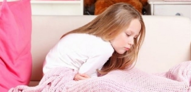 Bağırsaklarından 52 tane solucan çıktı