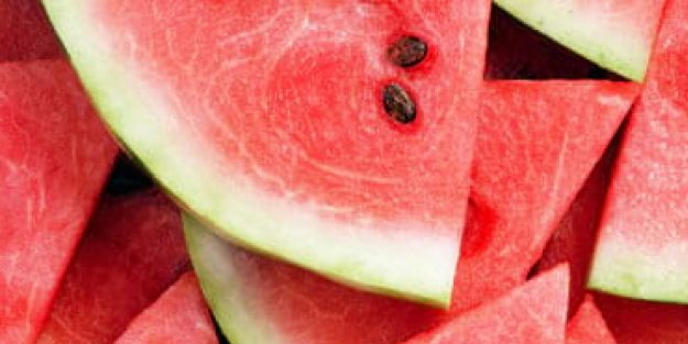 Karpuz çekirdeği! Karpuzun iyisi magnezyum eksikliğini gideriyor! Sakın çöpe atmayın! Hiç duymadınız