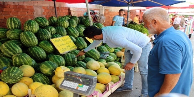 Karpuzcu haftada 35 ton karpuz sattı! Nasıl mı?..