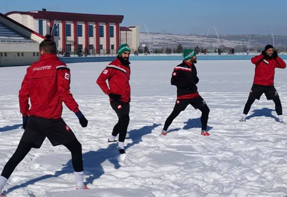 Kars 36 Spor Iğdır Esspor hazırlıklarını sürdürüyor 