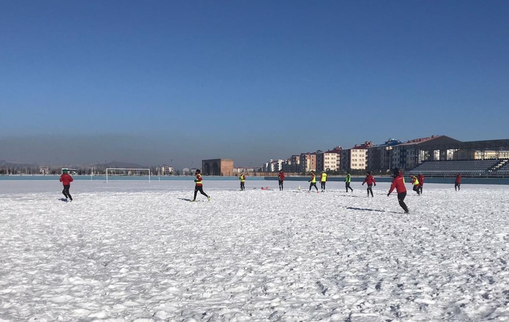 Kars 36 Spor Yakudiye Spor karşılaşması hazırlıklarını sürdürüyor 