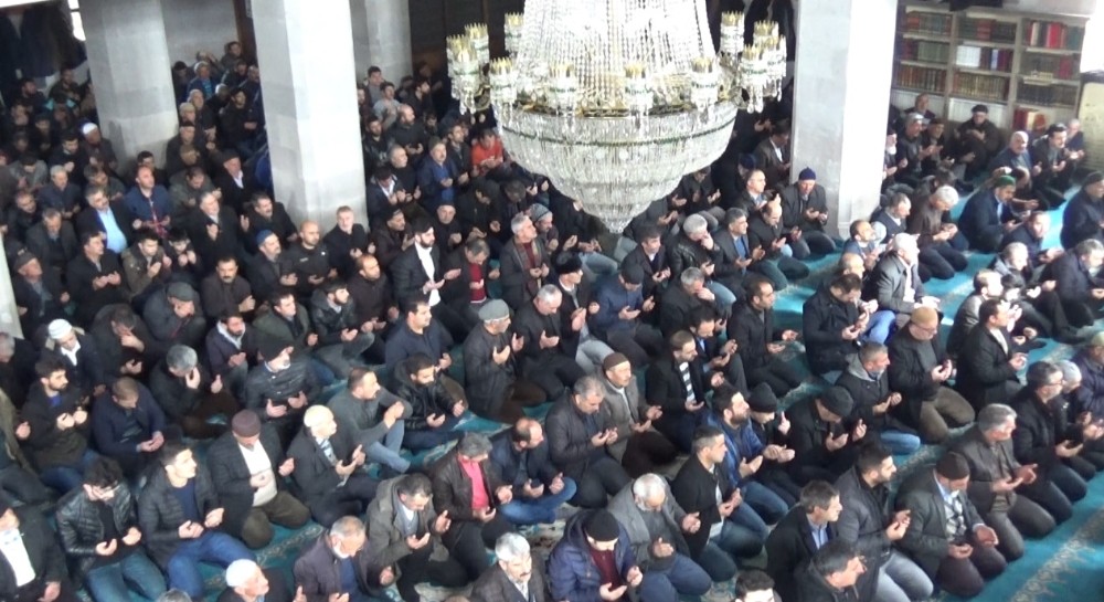 Kars İl Müftülüğü Cuma hutbesini değiştirdi 
