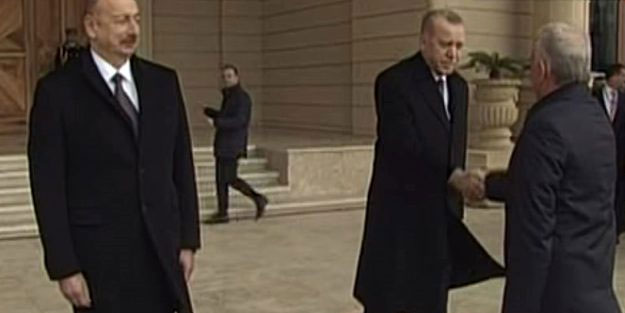 Karşılama törenine damga vuran anlar! Erdoğan şaşkınlık yaşadı