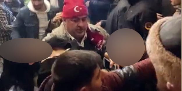 Kars'ın Sarıkamış ilçesinde otelin tavanı çöktü
