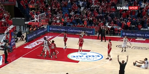 Karşıyaka İsrail'i salladı! Son anda tüm stat yıkıldı